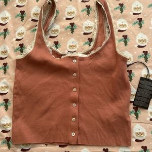 New forever 21 cropped cami with lace